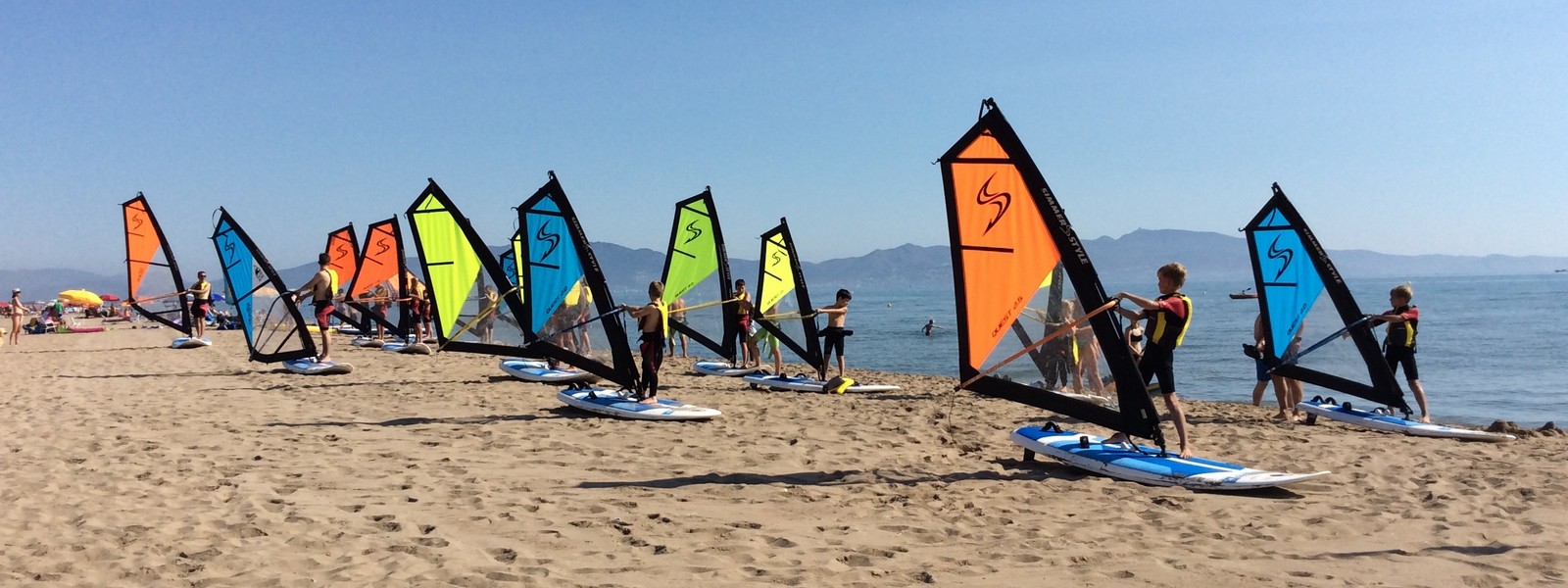 centro-de-windsurf-fasewind-en-sant-pere-pescador-costa-brava